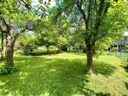 Zweifamilienhaus mit Gartenparadies
