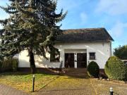 Zweifamilienhaus mit Keller u. großem Garten ideal für...