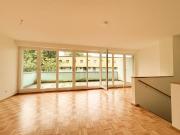 Zweistöckige 4 Zimmerwohnung mit großer Terrasse