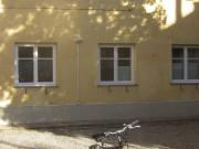 Zweizimmer Erdgeschosswohnung mit Blick in den begrünten...