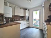 ZWISCHEN SCHLOSSPARK & CITY JUWEL MIT LOGGIA ZWISCHEN SCHLOSSPARK & CITY JUWEL MIT LOGGIA