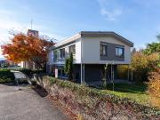 Zwischen See und Stadt stilvolles Einfamilienhaus an...