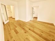 Zwischen urbanem Leben und Natur I Nähe Wasserpark...