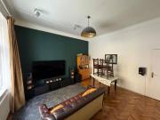 [Zwischenmiete 28.8. bis 10.10.] 4 Zimmer Altbau im 9....